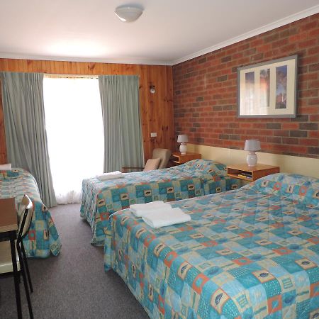 Tooleybuc Country Roads Motor Inn Esterno foto