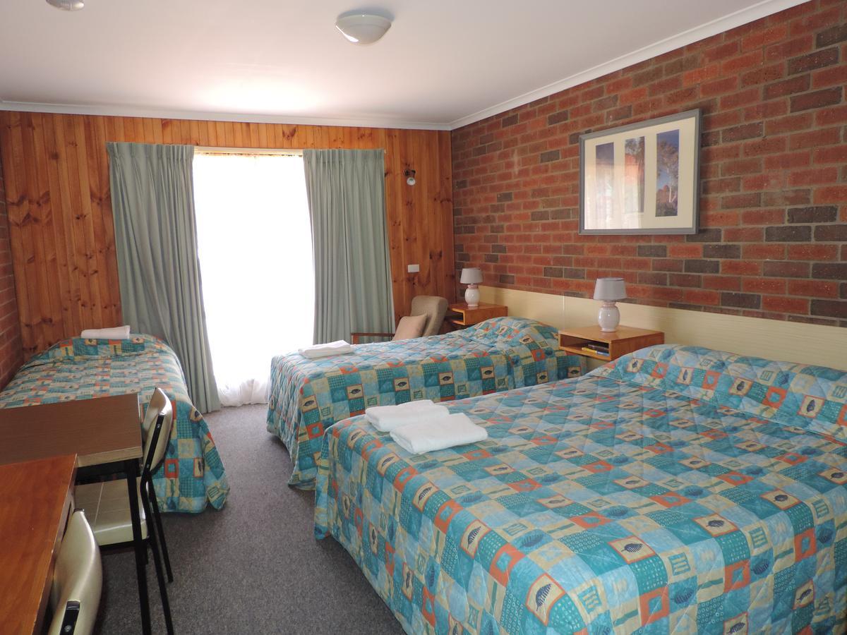 Tooleybuc Country Roads Motor Inn Esterno foto
