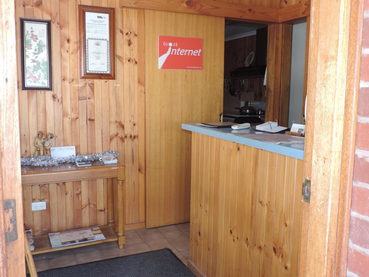 Tooleybuc Country Roads Motor Inn Esterno foto